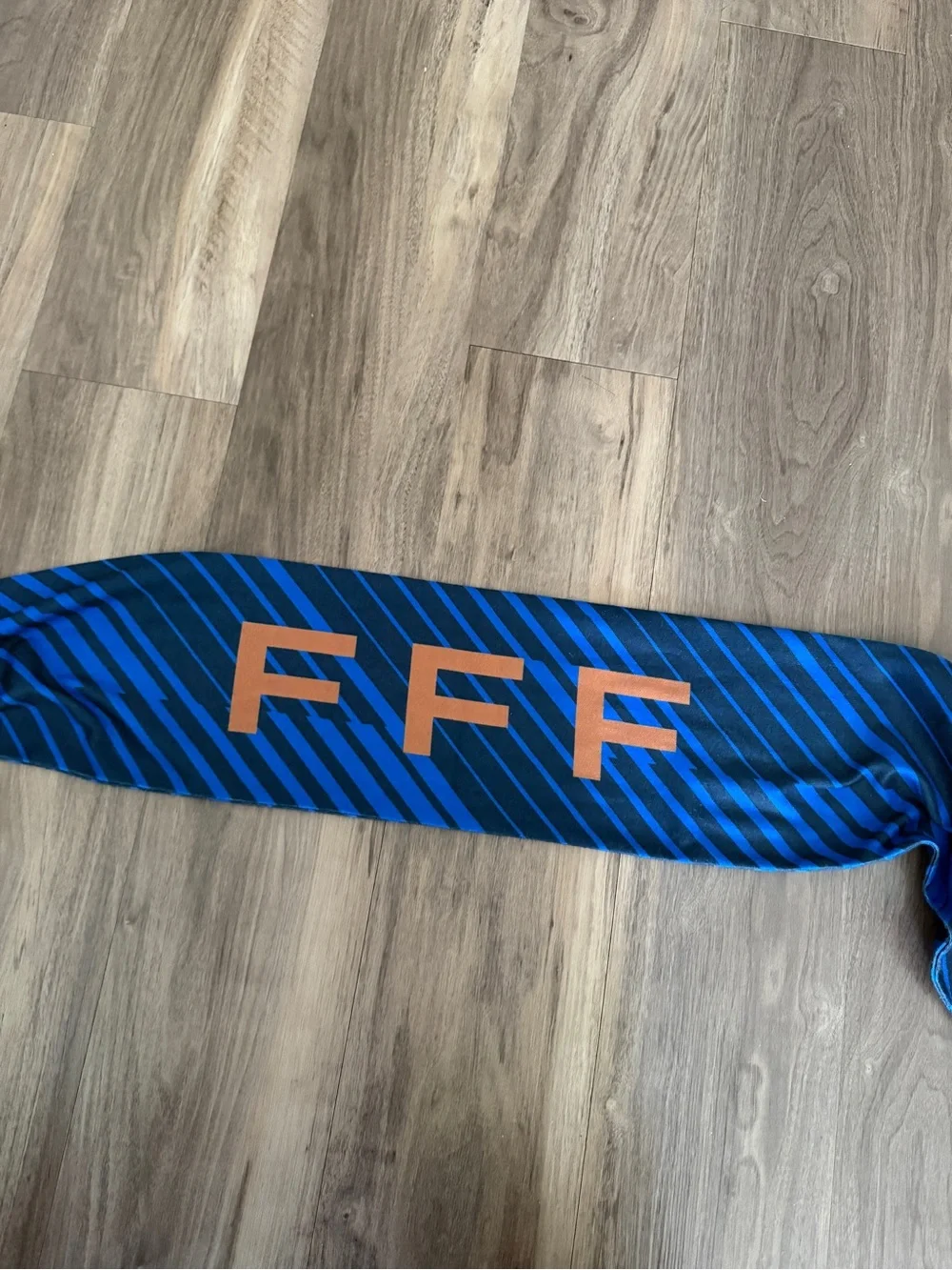 NIKE team france allez blues scarf soccer WORLD CUP